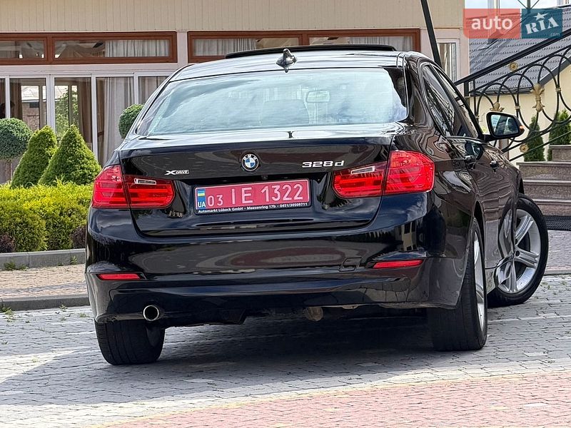 Седан BMW 3 Series 2014 в Дрогобыче