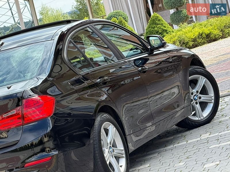 Седан BMW 3 Series 2014 в Дрогобыче