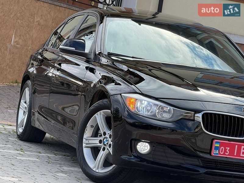 Седан BMW 3 Series 2014 в Дрогобыче