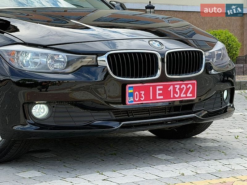 Седан BMW 3 Series 2014 в Дрогобыче