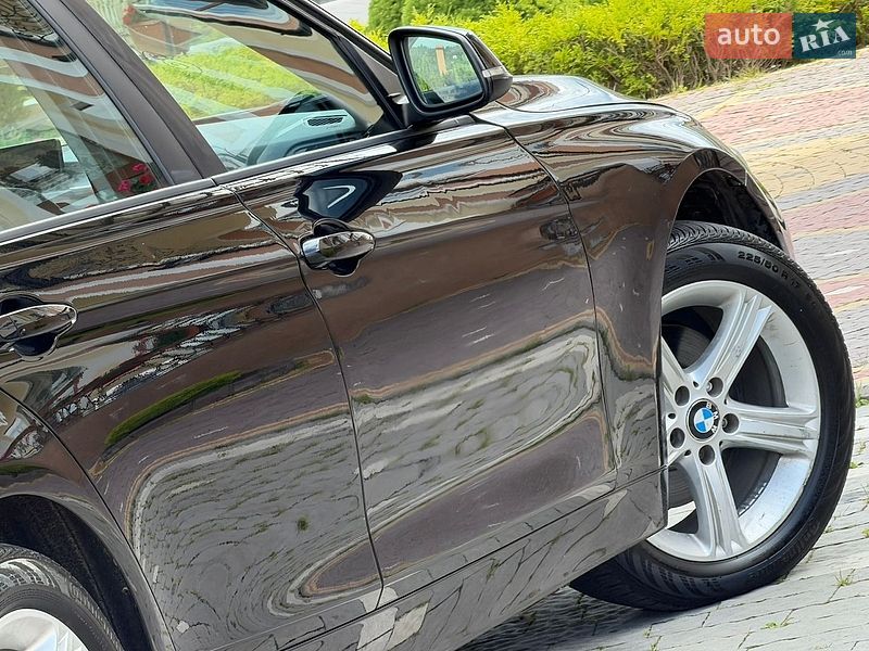 Седан BMW 3 Series 2014 в Дрогобыче
