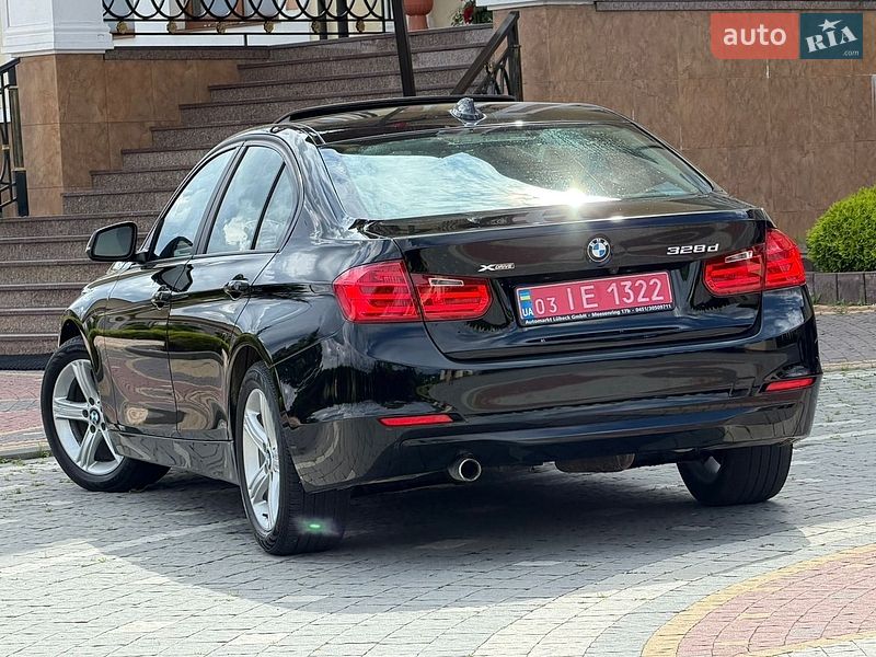 Седан BMW 3 Series 2014 в Дрогобыче