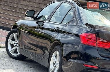 Седан BMW 3 Series 2014 в Дрогобыче