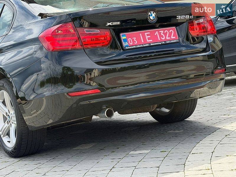 Седан BMW 3 Series 2014 в Дрогобыче