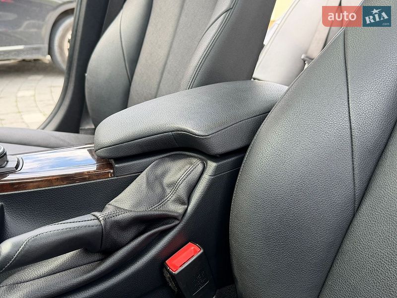 Седан BMW 3 Series 2014 в Дрогобыче