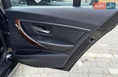 Седан BMW 3 Series 2014 в Дрогобыче