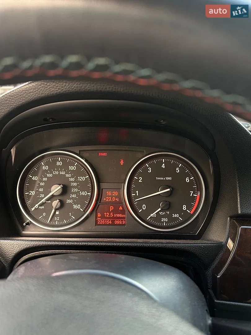 2010 BMW 3er - мініатюра 10