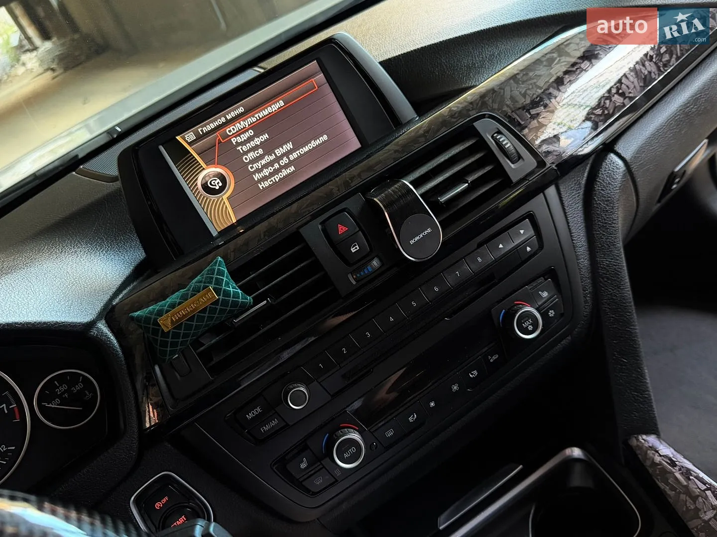 2012 BMW 3er - мініатюра 21