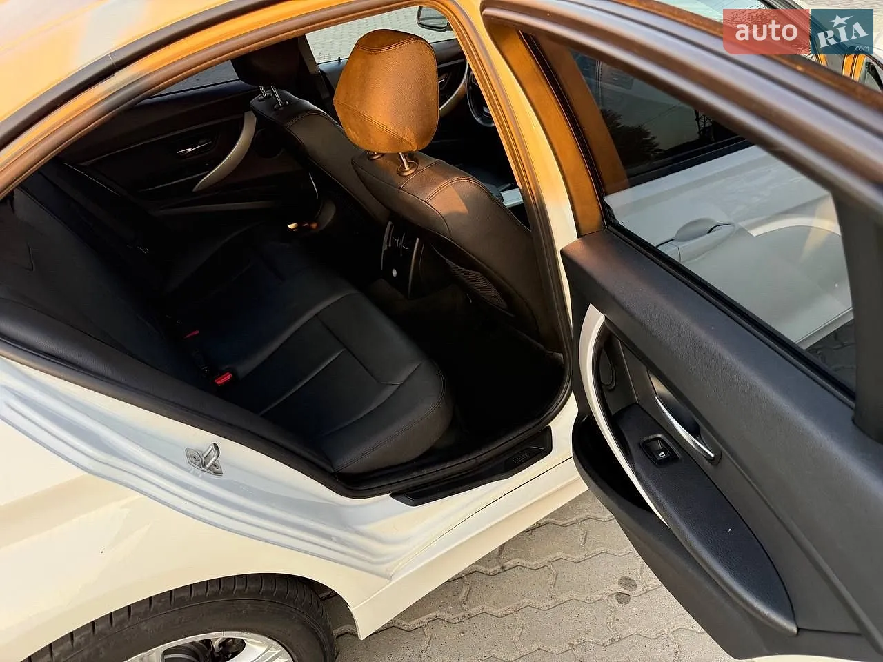 2015 BMW 3er - мініатюра 15