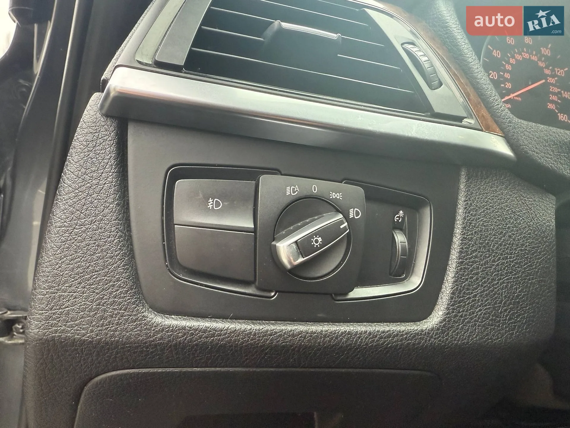 2013 BMW 3er - мініатюра 20