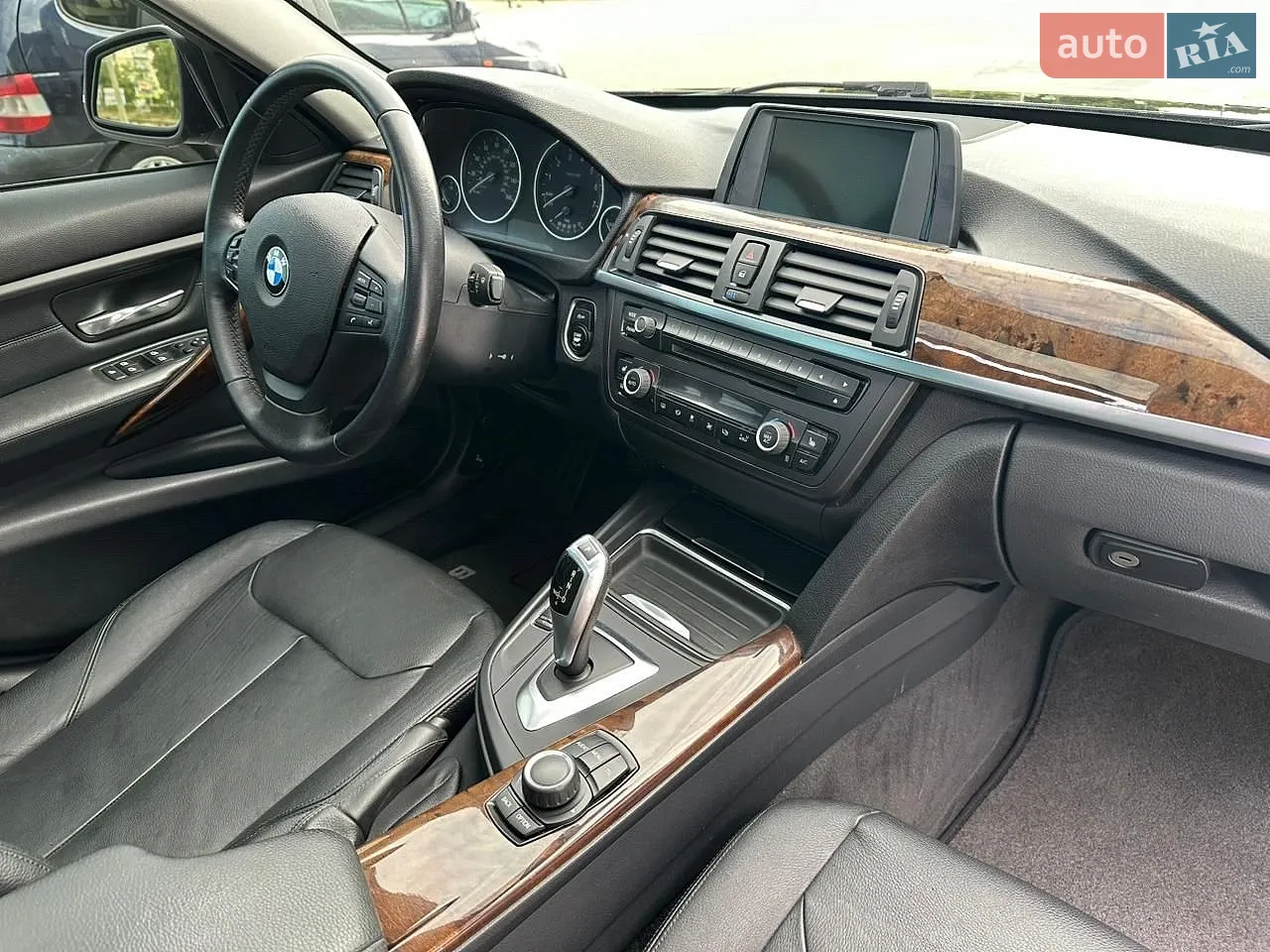 2017 Mercedes-Benz GLE - мініатюра 20