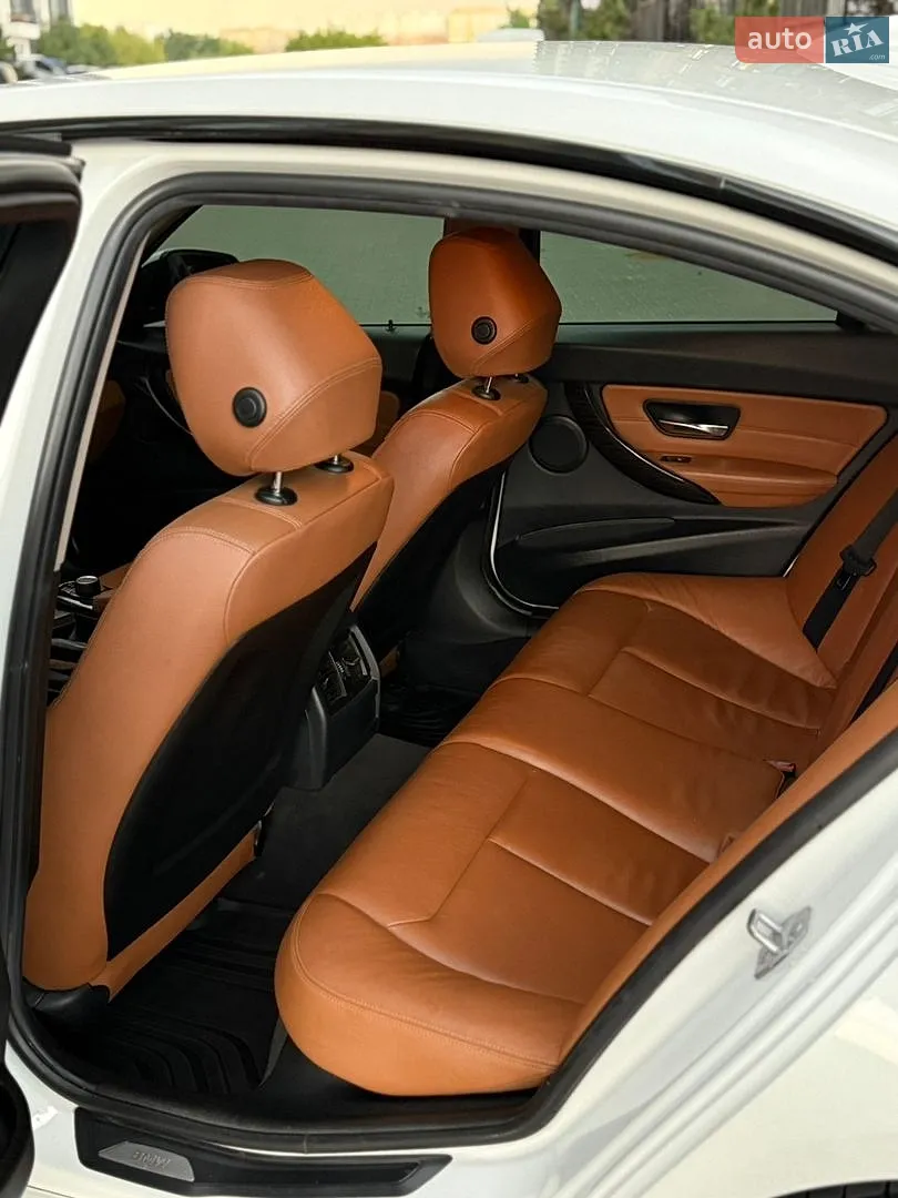 2013 BMW 3er - мініатюра 26