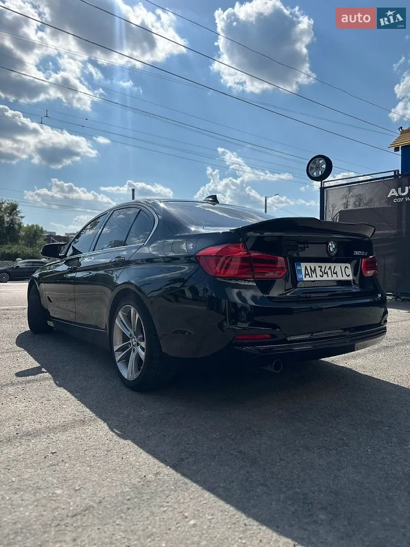 2016 BMW 3er - мініатюра 8