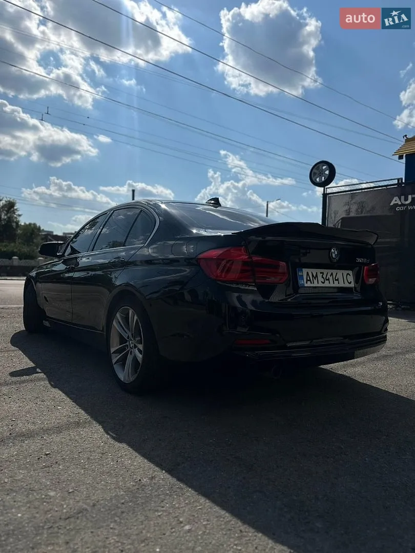 2016 BMW 3er - мініатюра 9