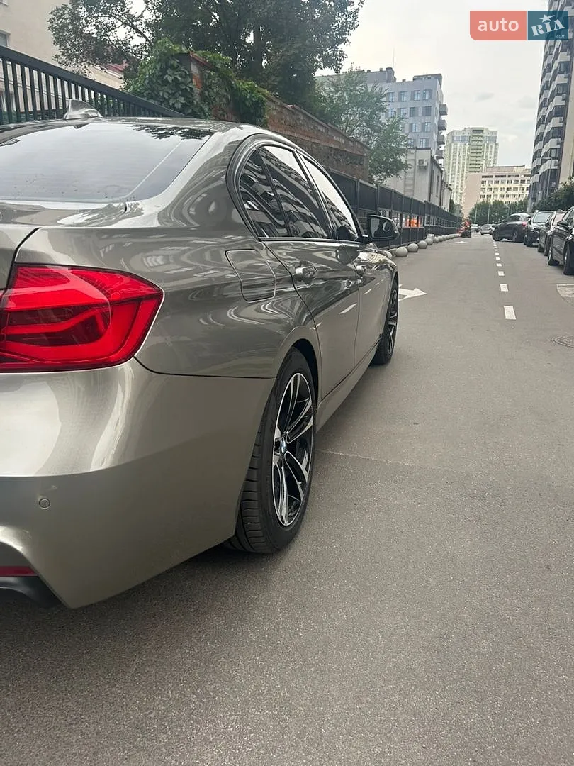2016 BMW 3er - мініатюра 2
