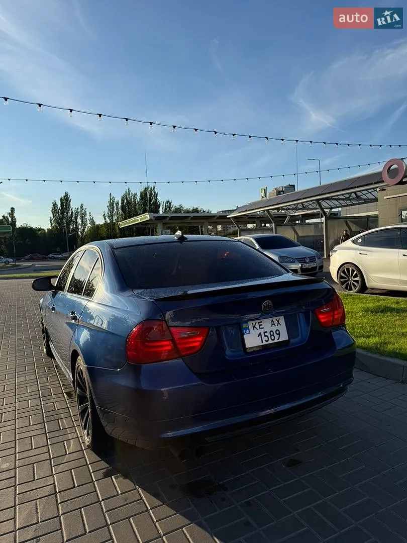 2011 BMW 3er - мініатюра 4