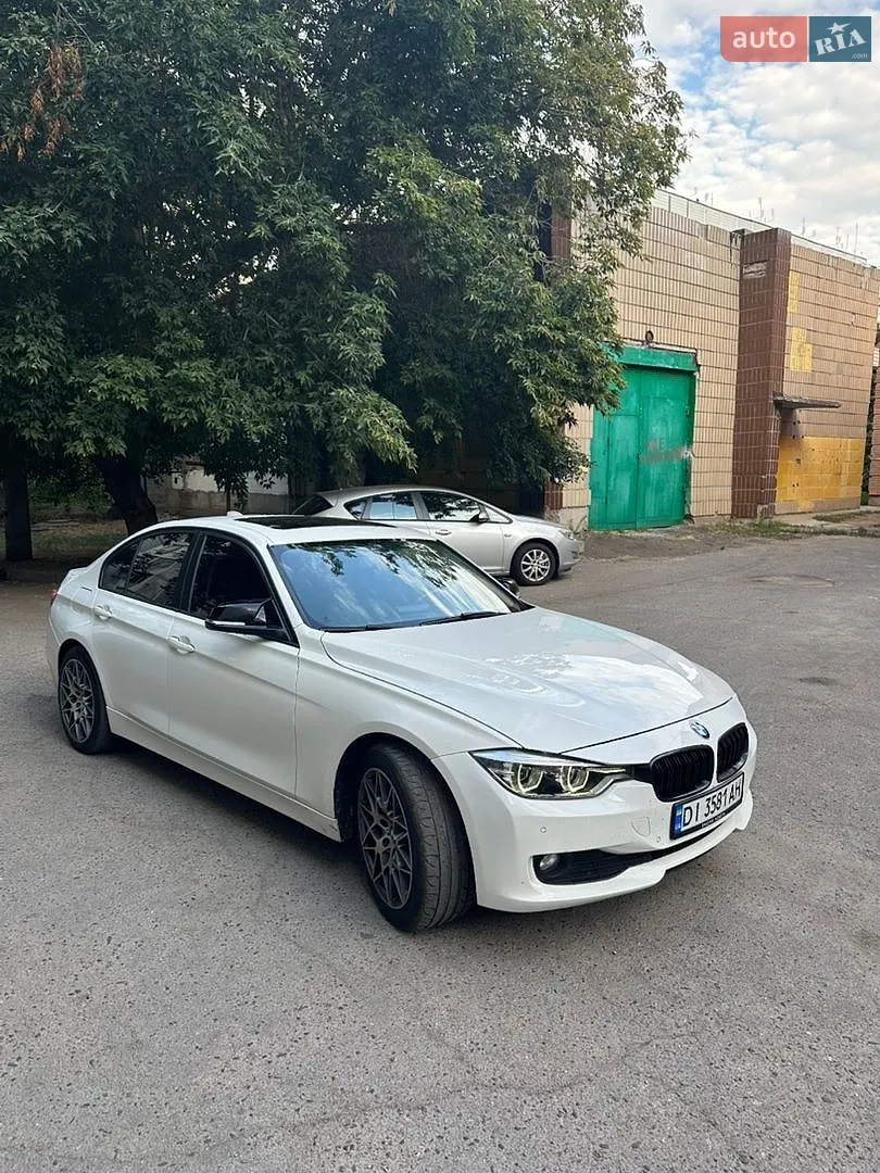 2014 BMW 3er - мініатюра 2
