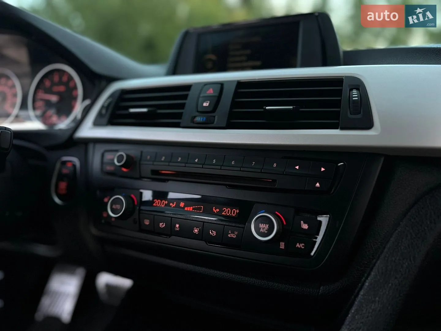 2014 BMW 3er - мініатюра 12