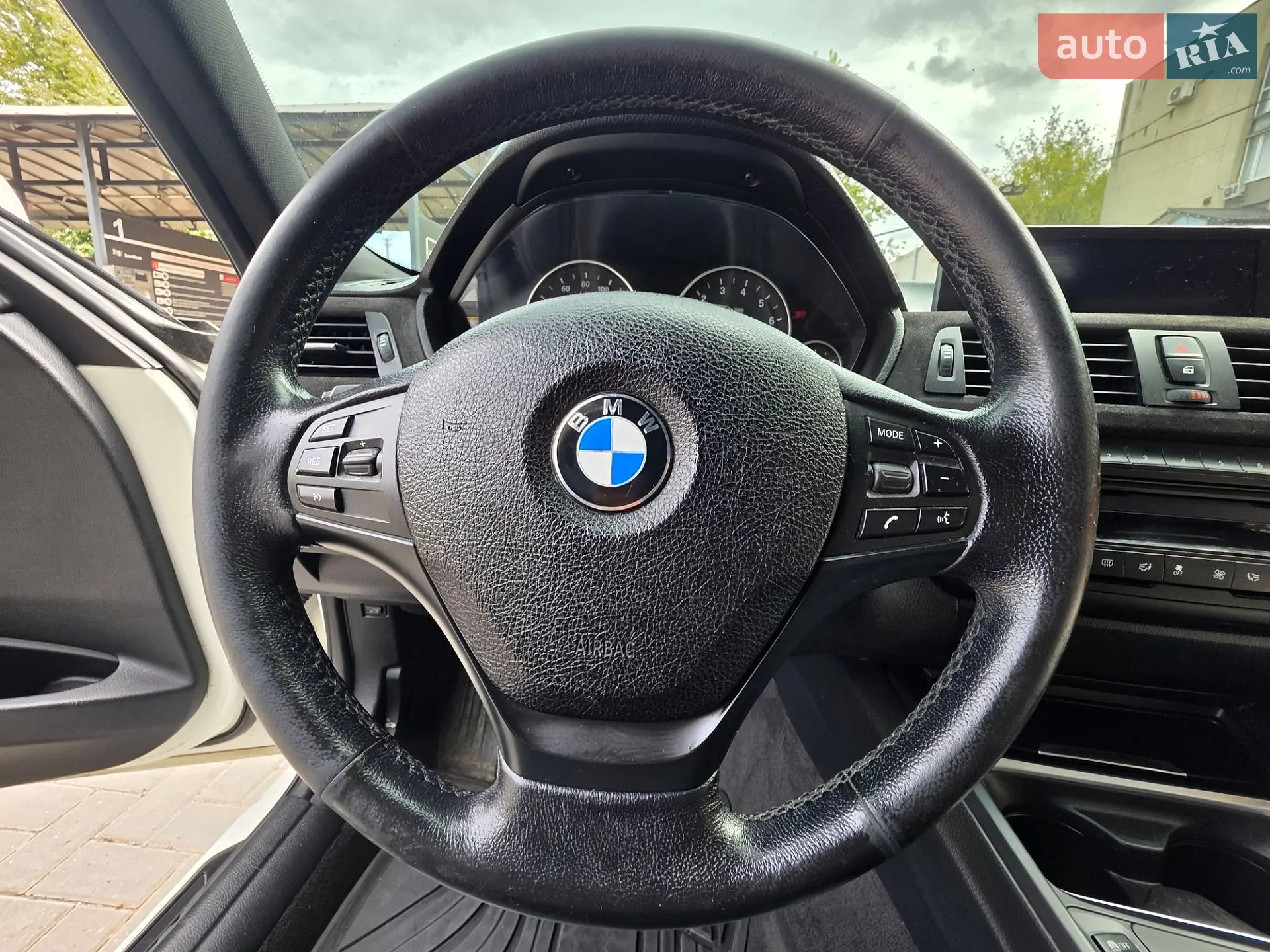 2013 BMW 3er - мініатюра 28