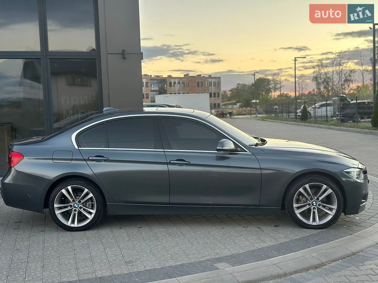 2016 BMW 3er - мініатюра 2