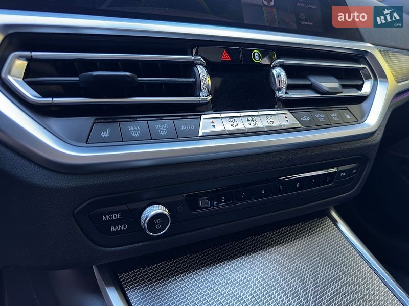 Седан BMW 3 Series 2019 в Одессе