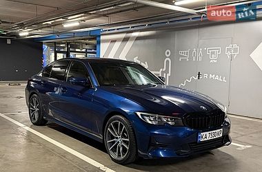 Седан BMW 3 Series 2019 в Киеве