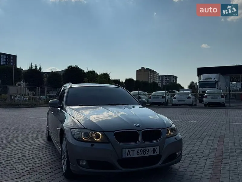 BMW 3 Series 2010