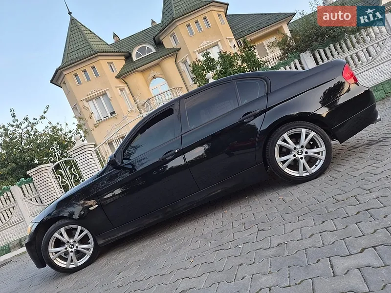 BMW 3 Series 2005