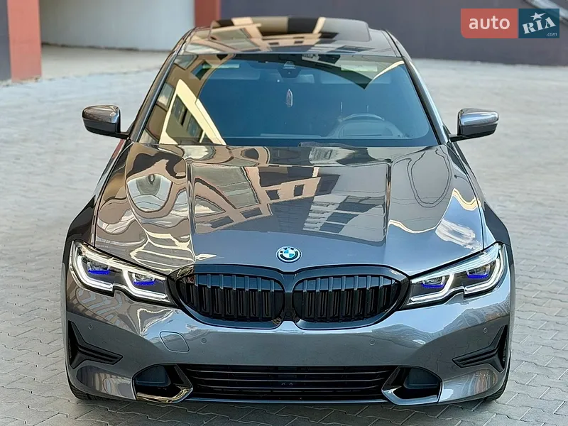 BMW 3 Series 2021