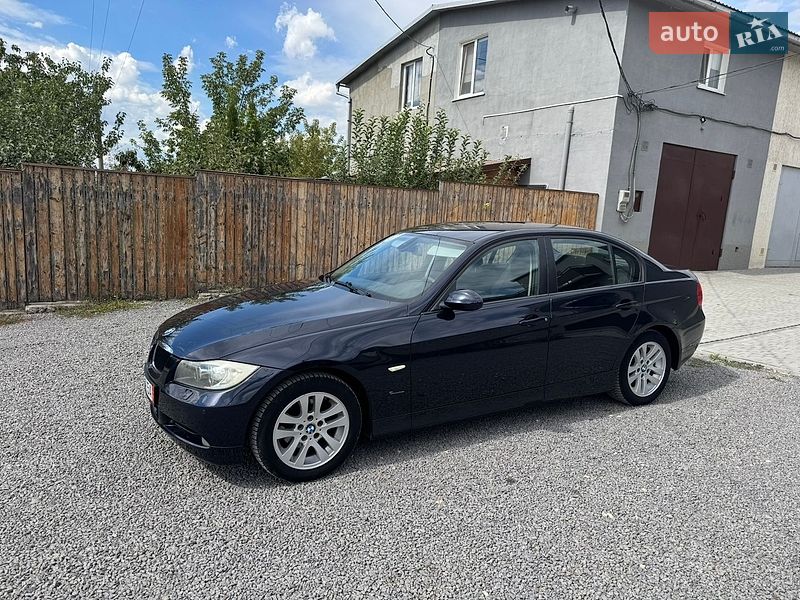 Седан BMW 3 Series 2006 в Волочиске