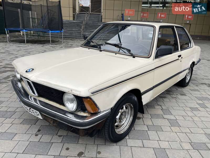 Седан BMW 315 1983 в Харькове