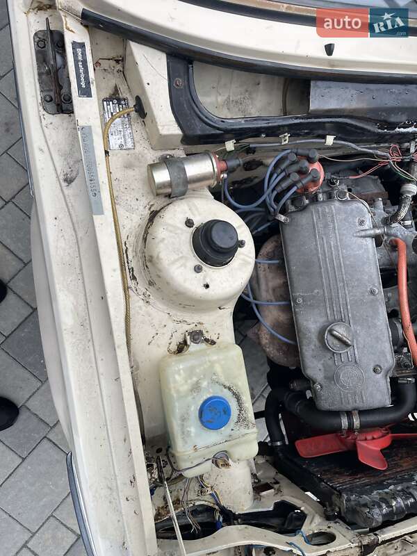 Седан BMW 315 1983 в Харькове