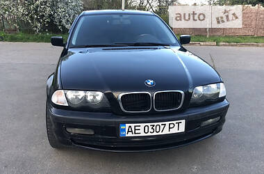 Седан BMW 320 1999 в Марганце