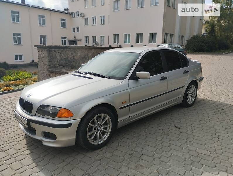 BMW 320