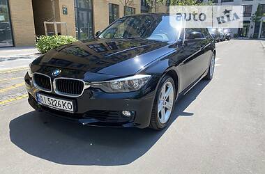 Седан BMW 328 2014 в Киеве