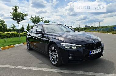 Седан BMW 330 2017 в Києві