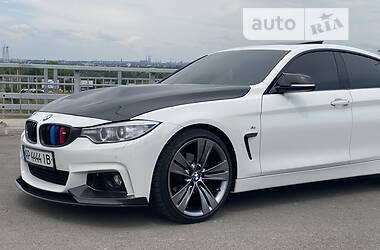 Седан BMW 4 Series 2016 в Запоріжжі