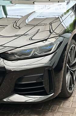 Купе BMW 4 Series 2022 в Нових Петрівцях