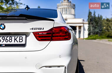 Купе BMW 4 Series 2013 в 