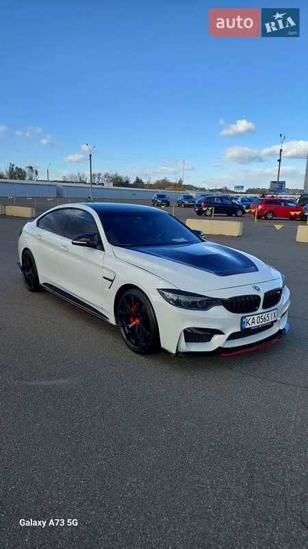 Купе BMW 4 Series 2015 в Києві