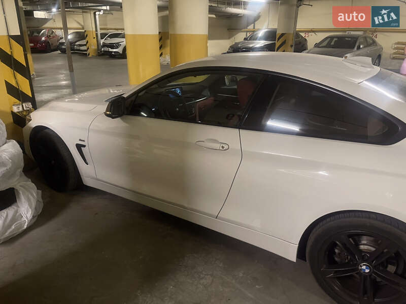 Купе BMW 4 Series 2017 в Киеве