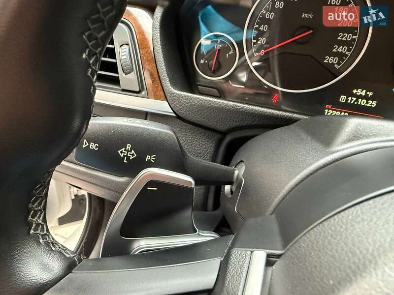 Кабріолет BMW 4 Series 2015 в Києві фото 16 Кабріолет BMW 4 Series 2015 в Києві