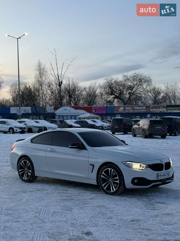 Купе BMW 4 Series 2017 в Киеве