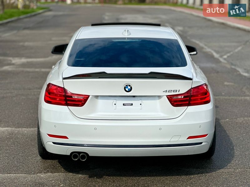 Купе BMW 4 Series 2016 в Умані