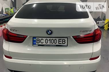 Хетчбек BMW 5 Series GT 2013 в 