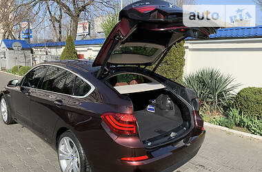 Седан BMW 5 Series GT 2017 в 
