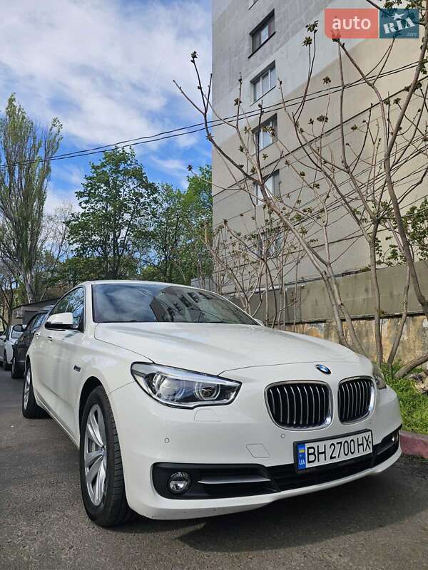 BMW 5 Series GT 2013
