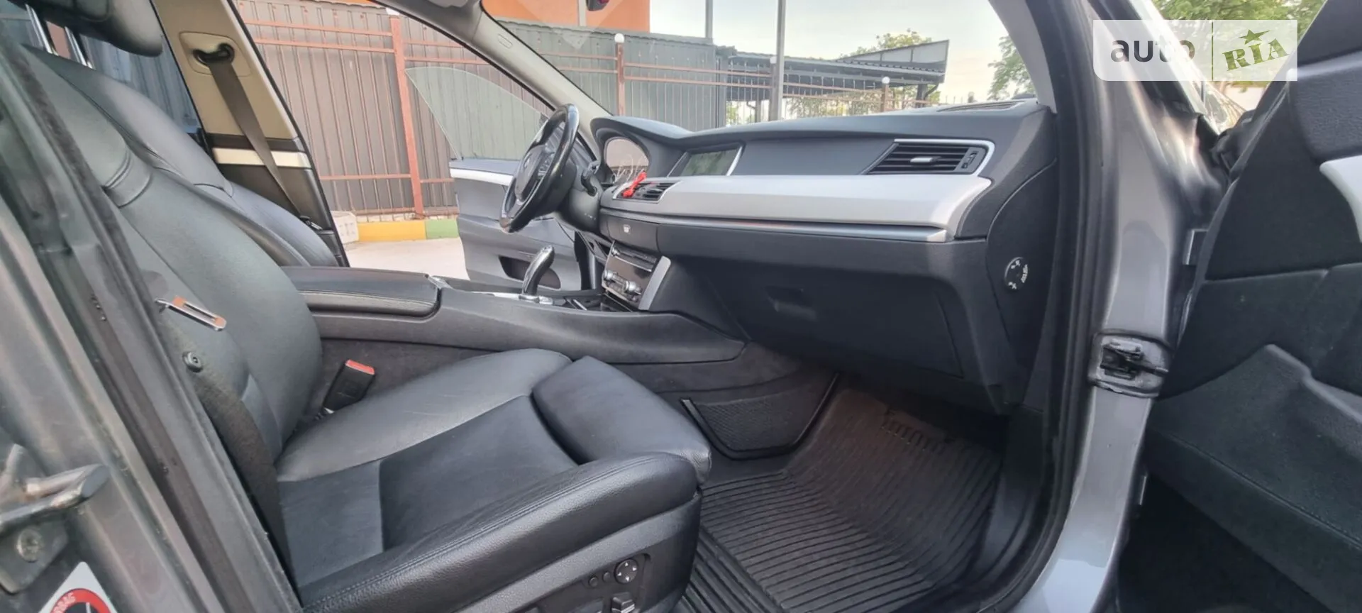 2010 BMW 5er - мініатюра 25