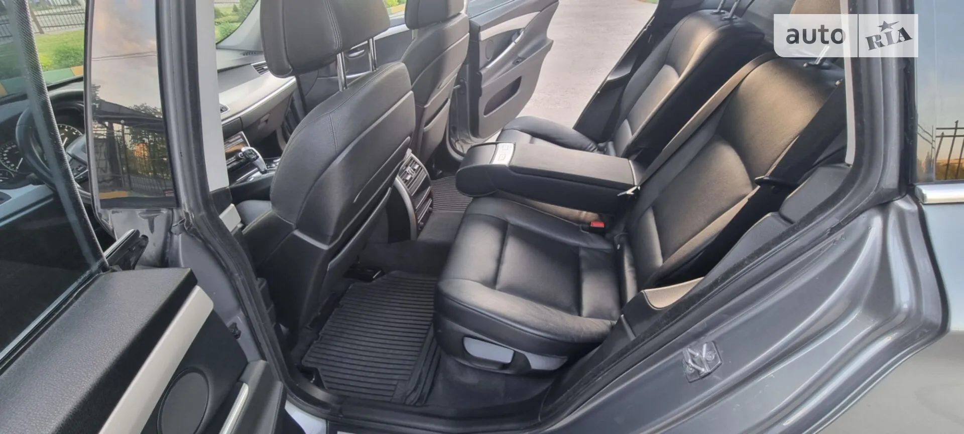 2010 BMW 5er - мініатюра 35