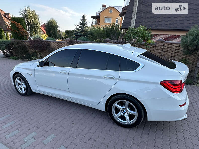 Лифтбек BMW 5 Series GT 2010 в Черновцах